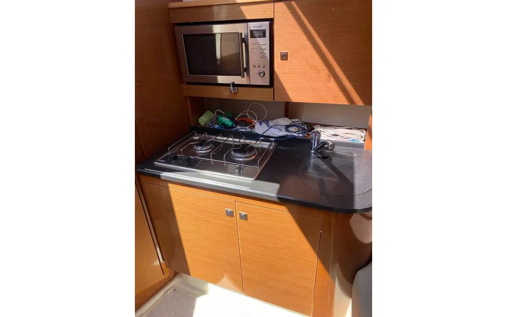 slider 29 Jeanneau Leader 8 Premiere