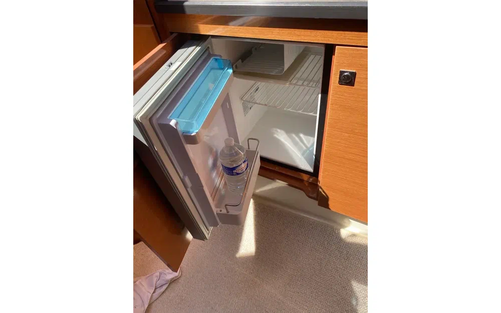 slider 30 Jeanneau Leader 8