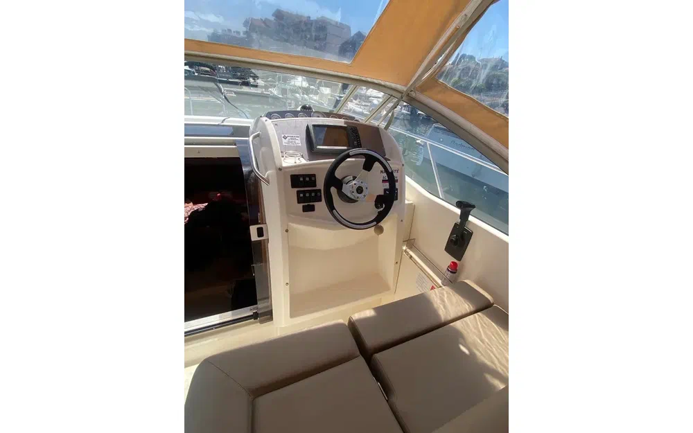 slider 42 Jeanneau Leader 8