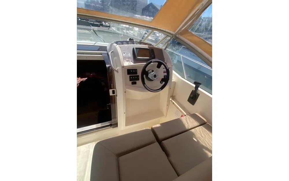 slider 44 Jeanneau Leader 8