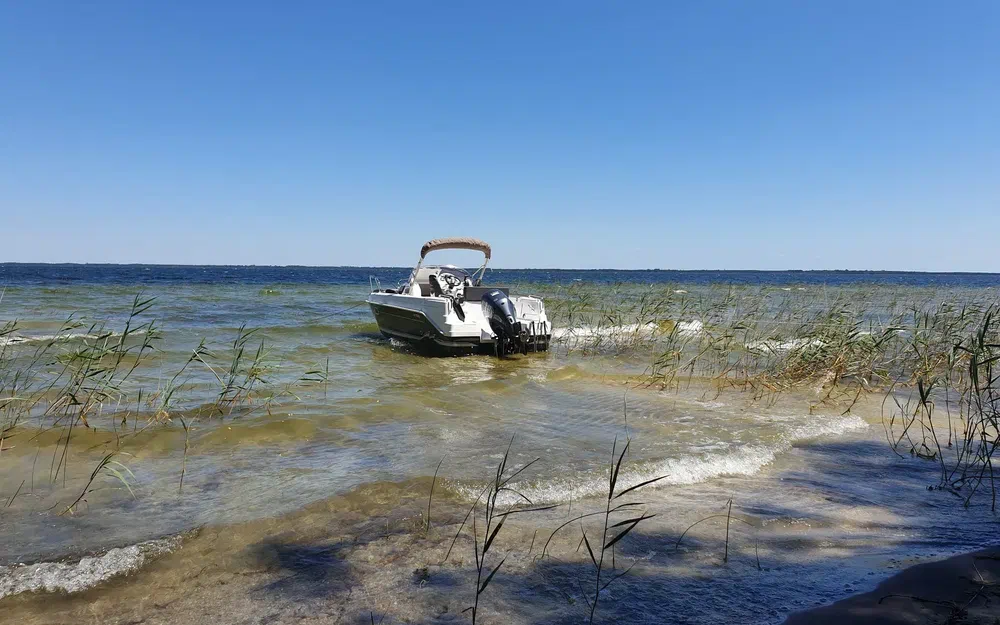 slider 4 B2 Marine 672 SUNDECK