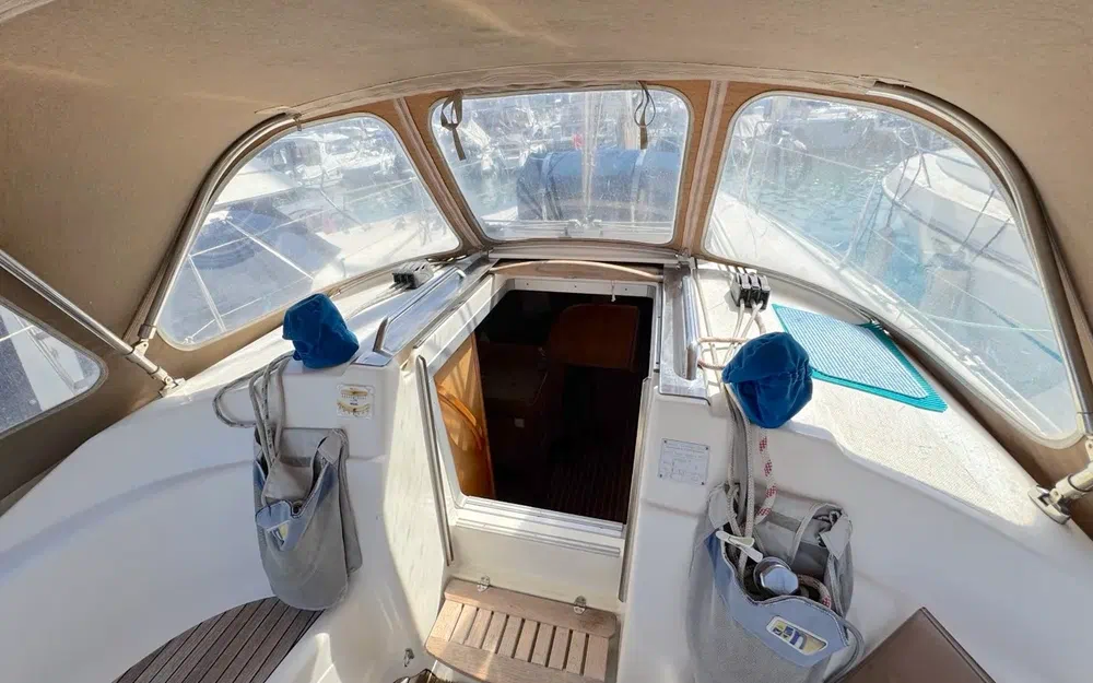 slider 3 Bavaria 33 Cruiser