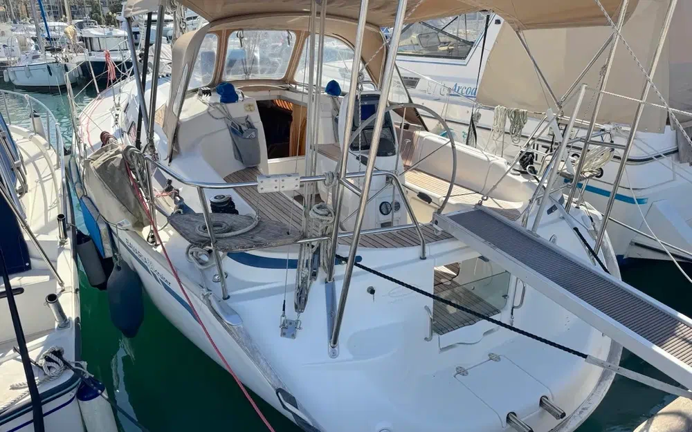 slider 0 Bavaria 33 Cruiser