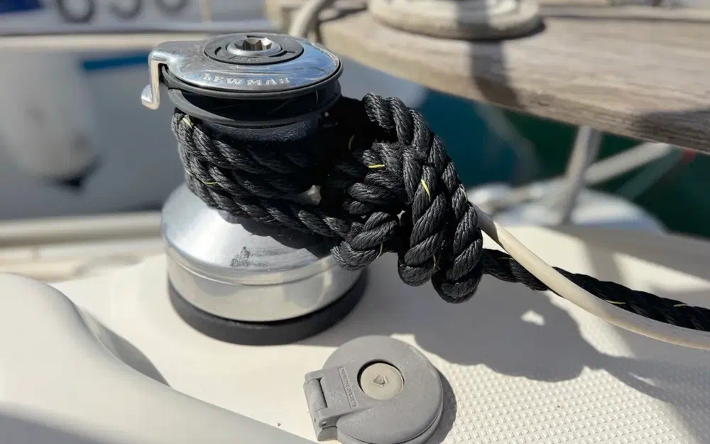 slider 5 Bavaria 33 Cruiser