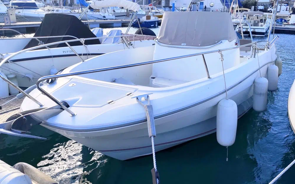 slider 2 Jeanneau Cap Camarat 7.5 CC