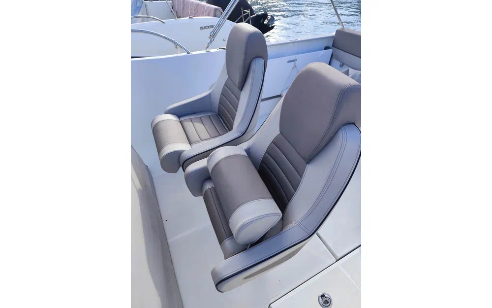 slider 13 Jeanneau Cap Camarat 7.5 CC Style