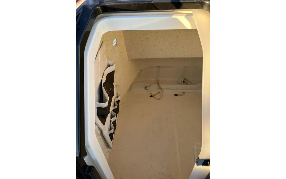 slider 6 Pacific Craft 750 Open