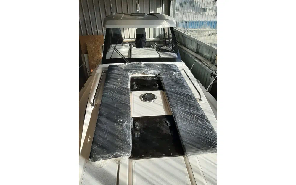 slider 21 Northman Nexus 870 Revo