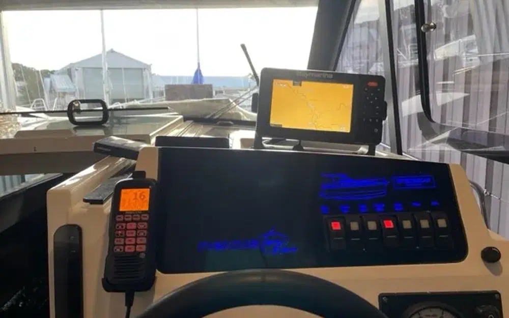 slider 2 Northman Nexus 870 Revo