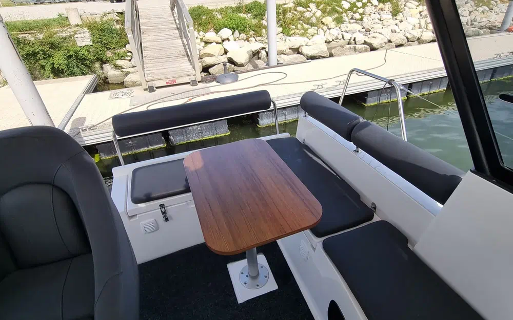 slider 8 Northman Nexus 870 Revo