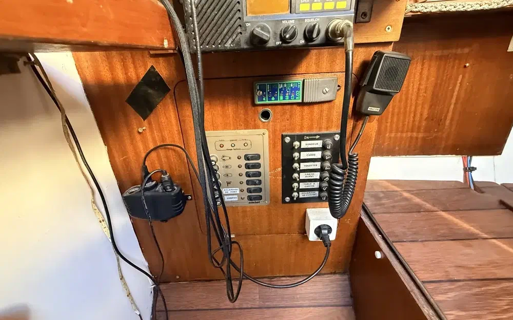 slider 23 Jeanneau Folie Douce