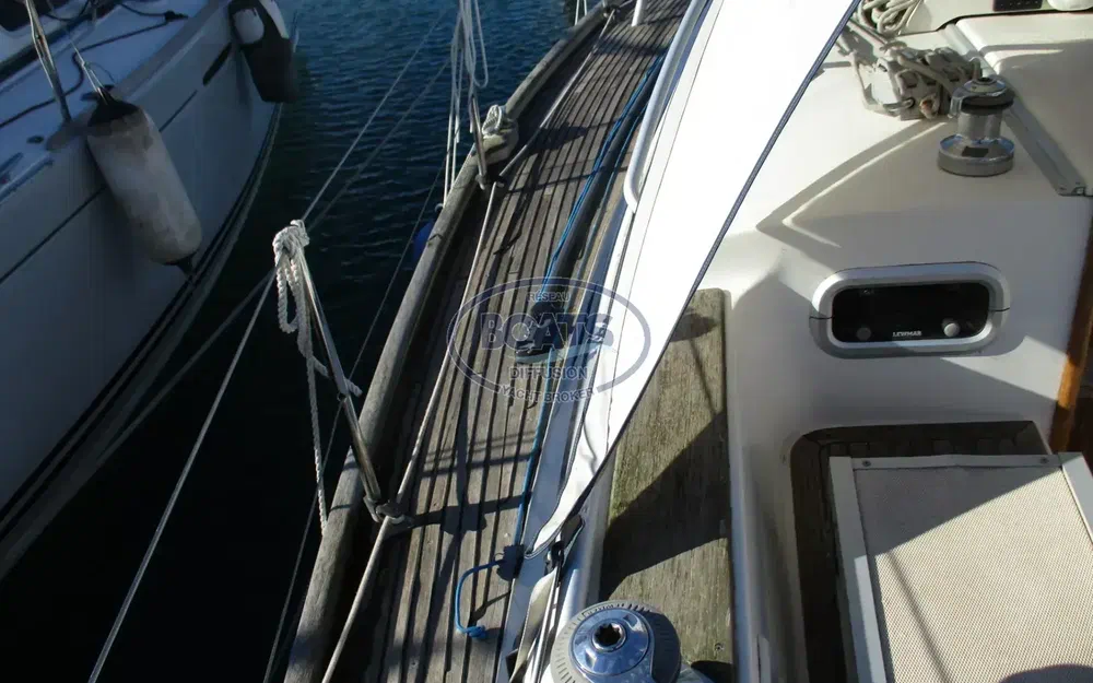 slider 5 Hallberg Rassy 34