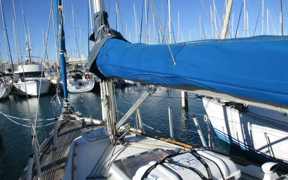 slider 6 Hallberg Rassy 34