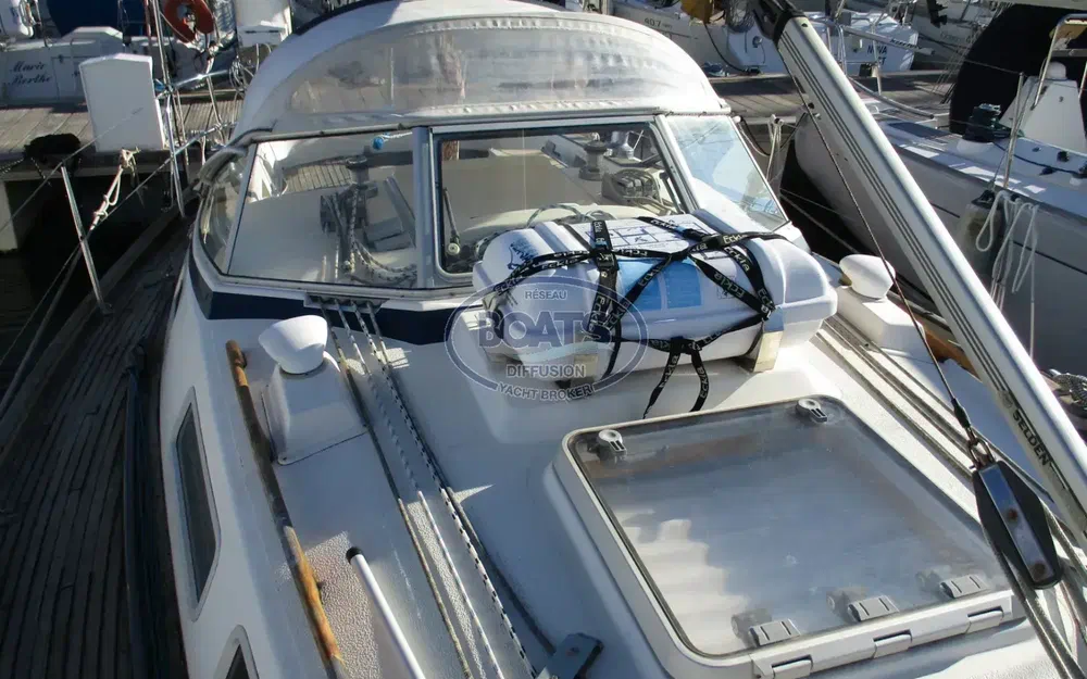 slider 8 Hallberg Rassy 34