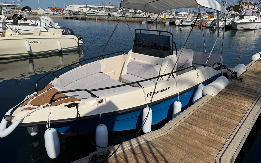 slider 1 Nireus Boats Spirit 53