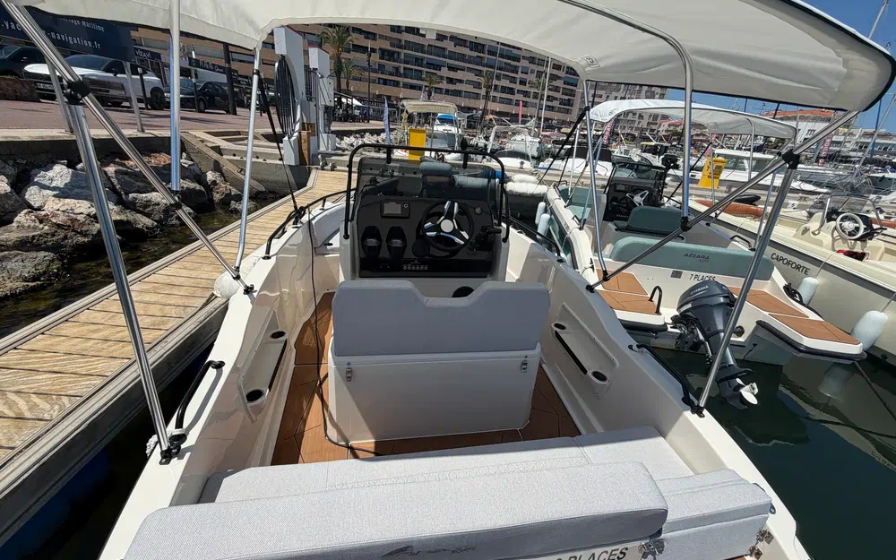 slider 6 Nireus Boats Spirit 53