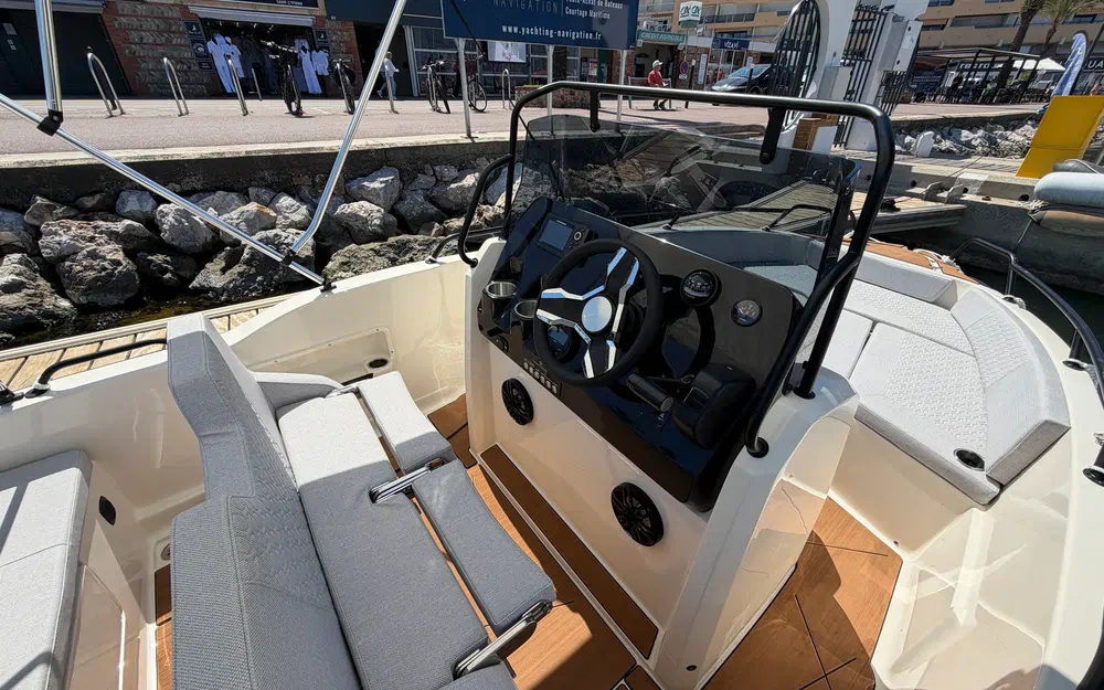 slider 7 Nireus Boats Spirit 53