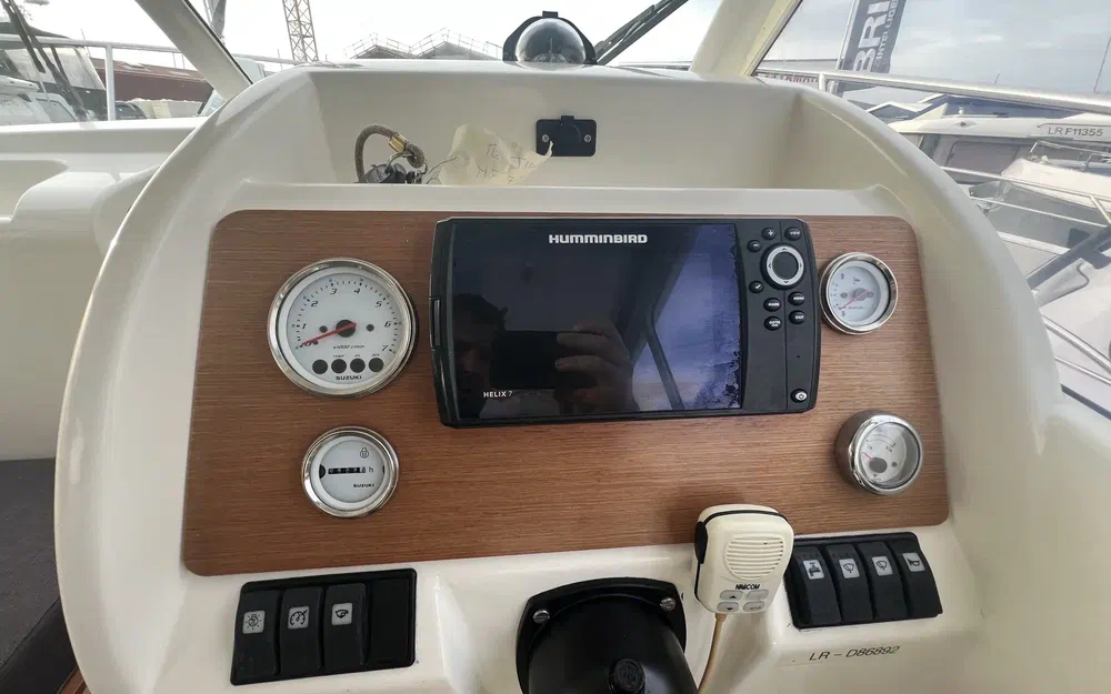 slider 11 Jeanneau Merry Fisher 725