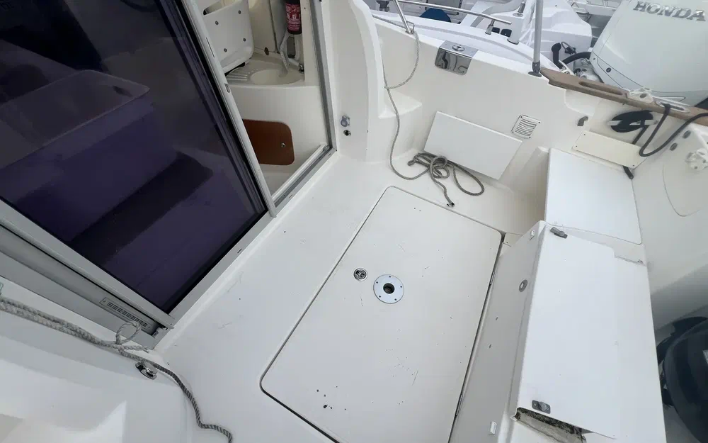 slider 3 Jeanneau Merry Fisher 725