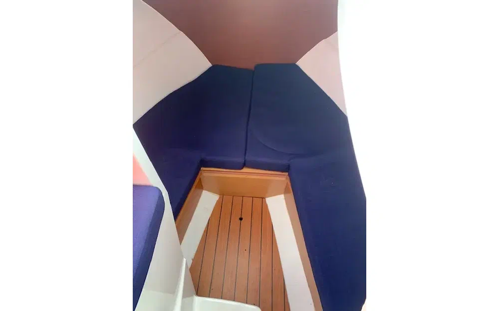 slider 12 Beneteau Antares 580 HB