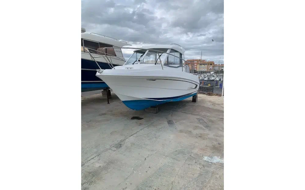 slider 1 Beneteau Antares 580 HB