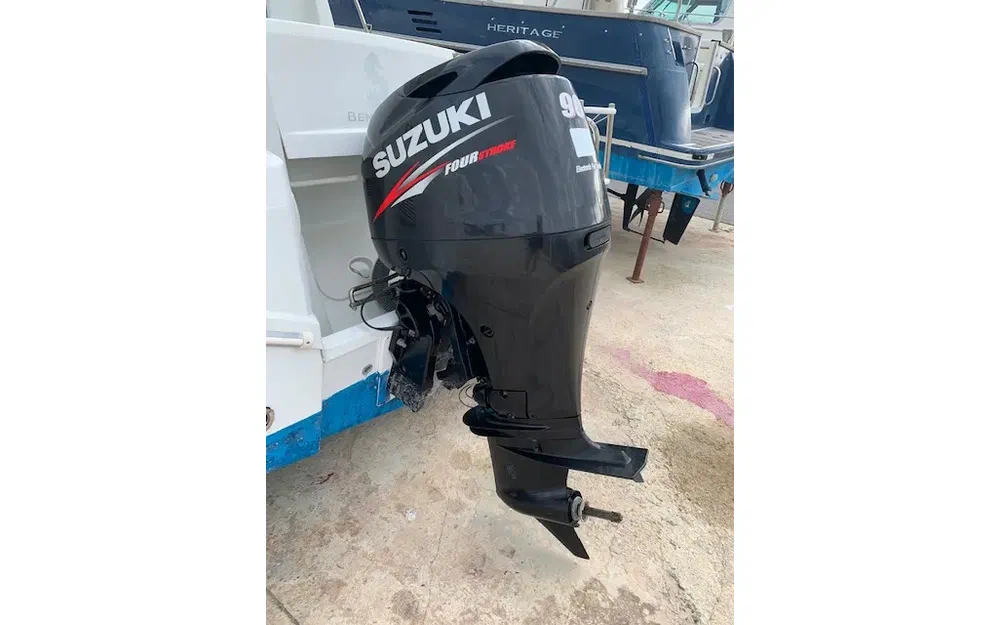 slider 5 Beneteau Antares 580 HB