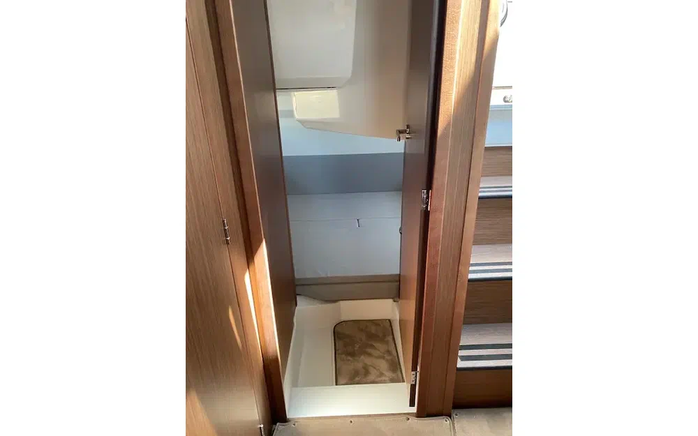 slider 15 Beneteau Gran Turismo 36