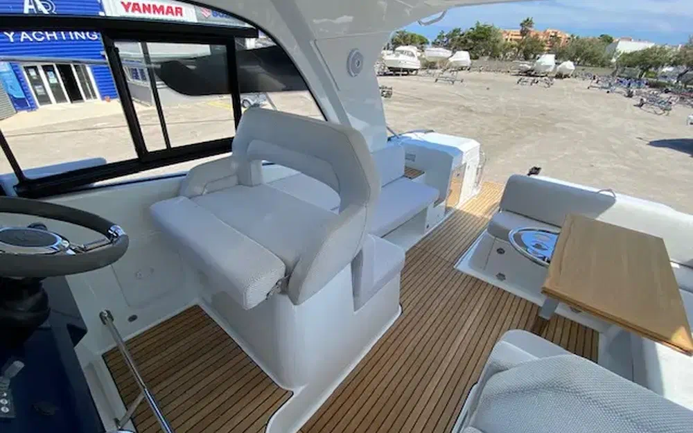 slider 5 Beneteau Gran Turismo 36