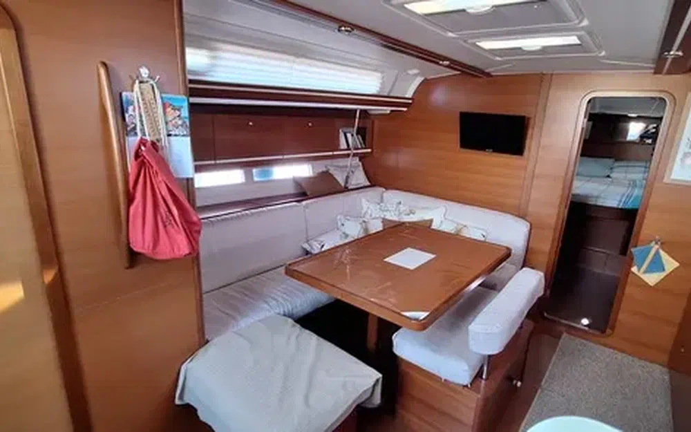 slider 9 Dufour 445 Grand Large