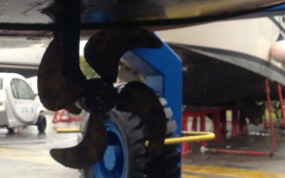 slider 20 Dufour 445