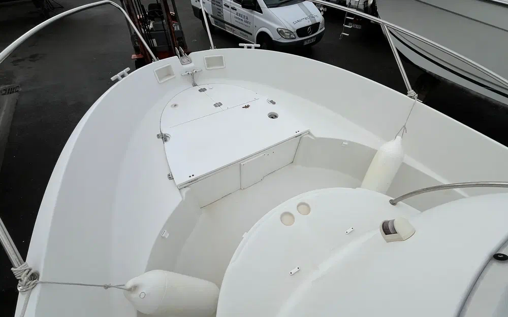 slider 9 Beneteau Flyer 550 Open