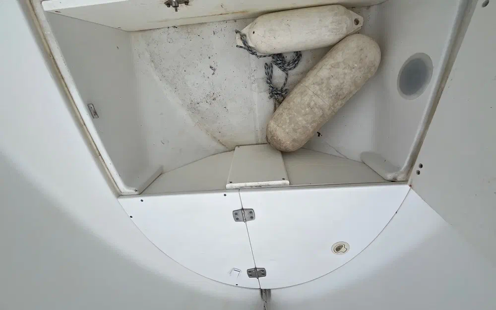 slider 10 Beneteau Flyer 550 Open