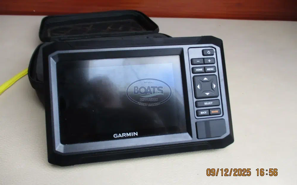 slider 10 Jeanneau Flirt