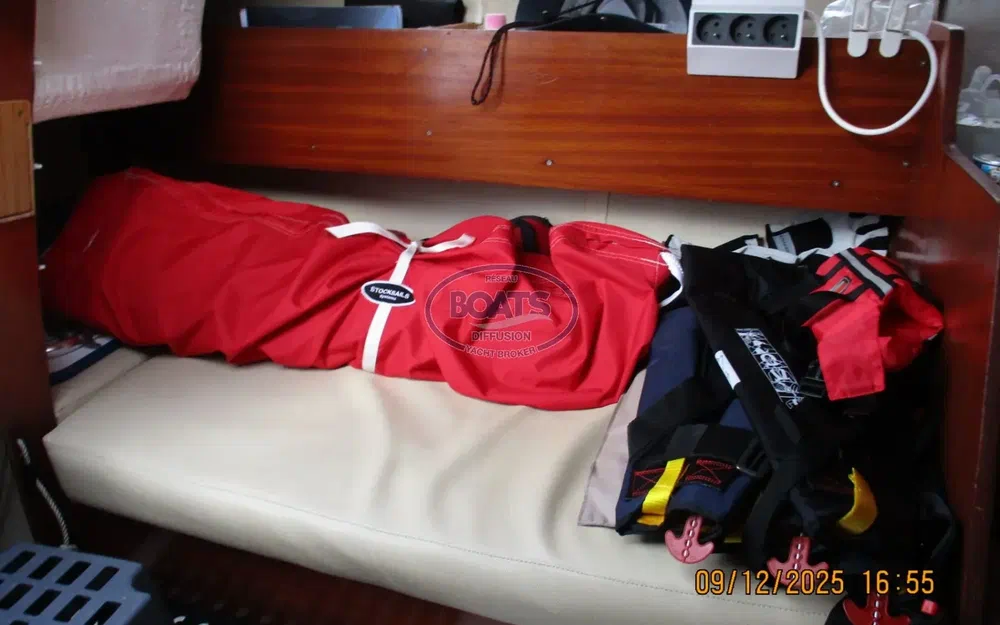 slider 12 Jeanneau Flirt