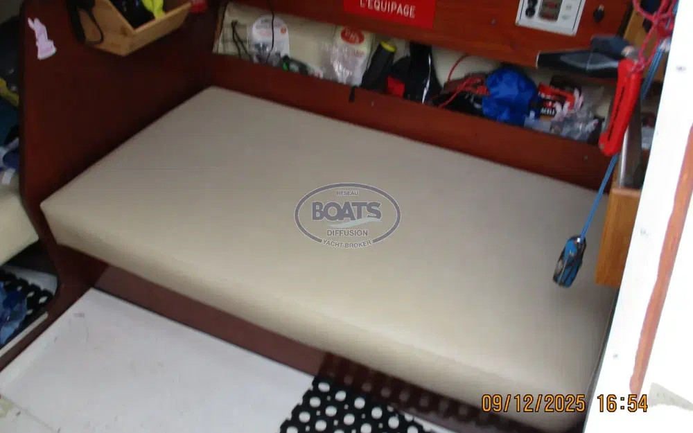 slider 8 Jeanneau Flirt