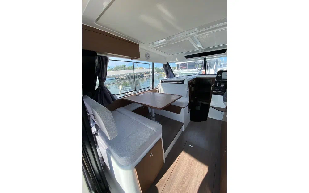 slider 3 Jeanneau Merry Fisher 1095