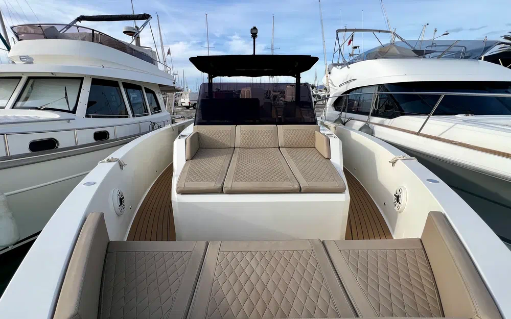 slider 2 De Antonio Yachts D42