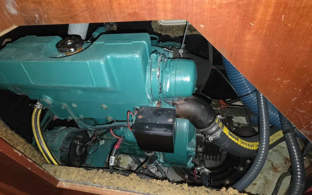 slider 13 Dufour 40 PERFORMANCE