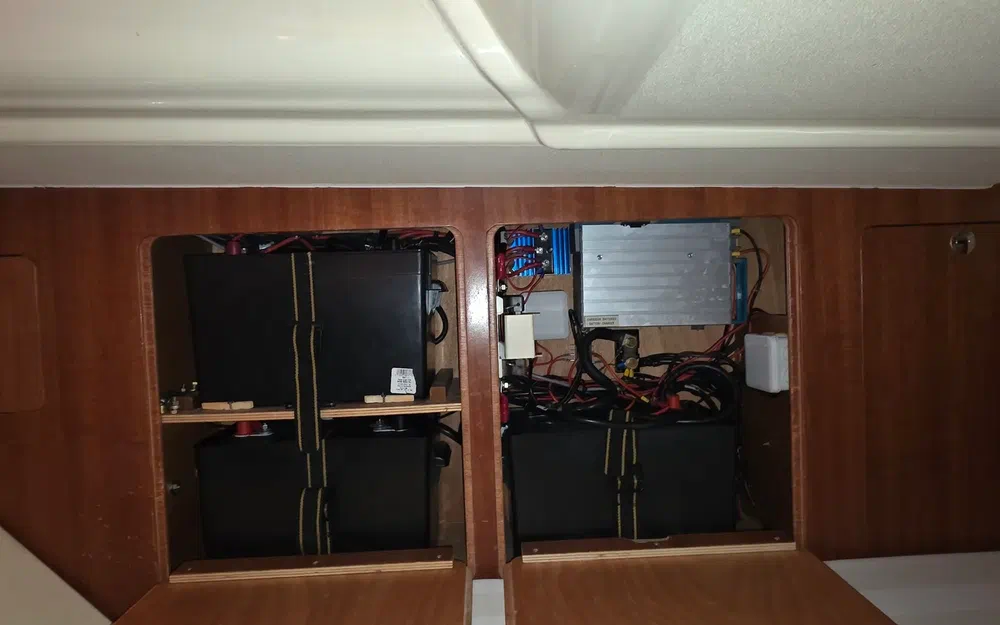 slider 14 Dufour 40 PERFORMANCE