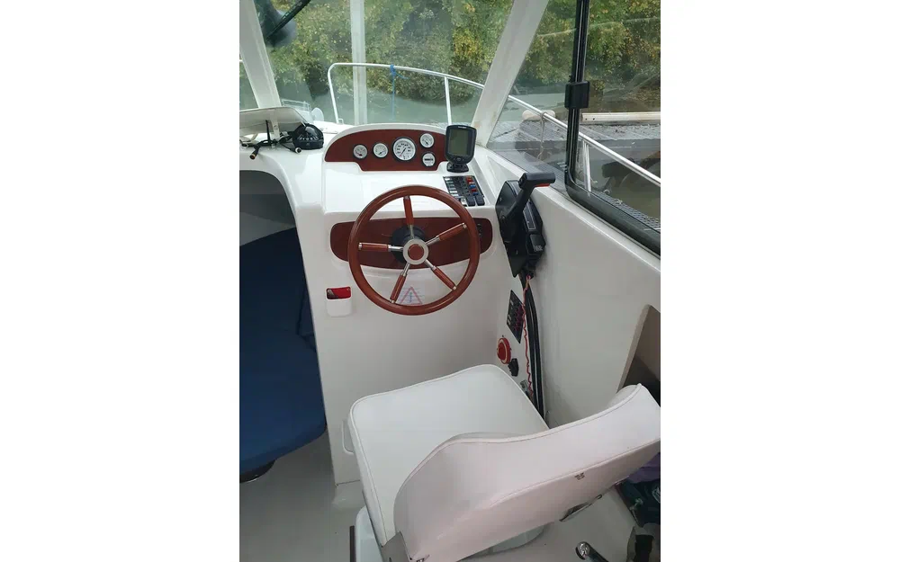 slider 9 Jeanneau Merry Fisher 625