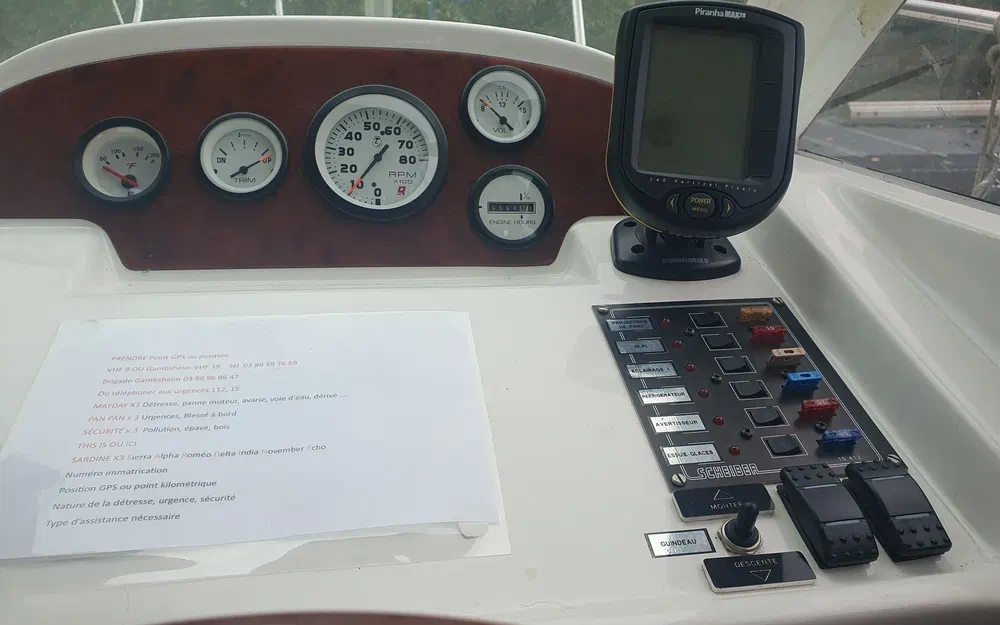 slider 16 Jeanneau Merry Fisher 625