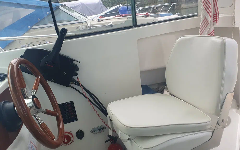 slider 21 Jeanneau Merry Fisher 625