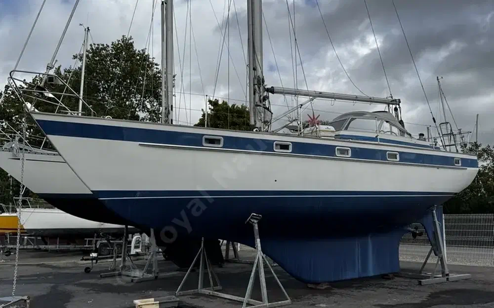 slider 0 Hallberg Rassy 38