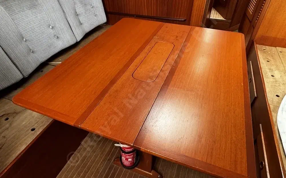 slider 13 Hallberg Rassy 38