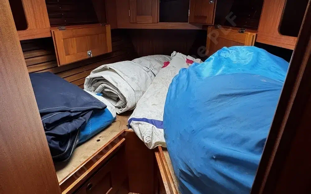 slider 16 Hallberg Rassy 38