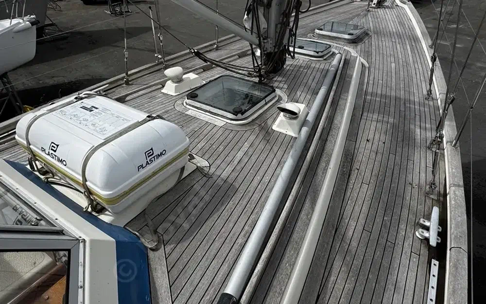 slider 3 Hallberg Rassy 38