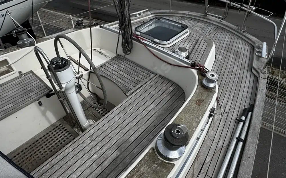 slider 7 Hallberg Rassy 38