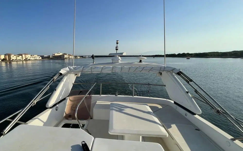 slider 4 Dyna Yacht Vedette Fly