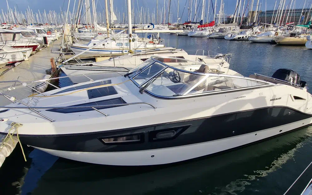 slider 0 Quicksilver 805 Cruiser