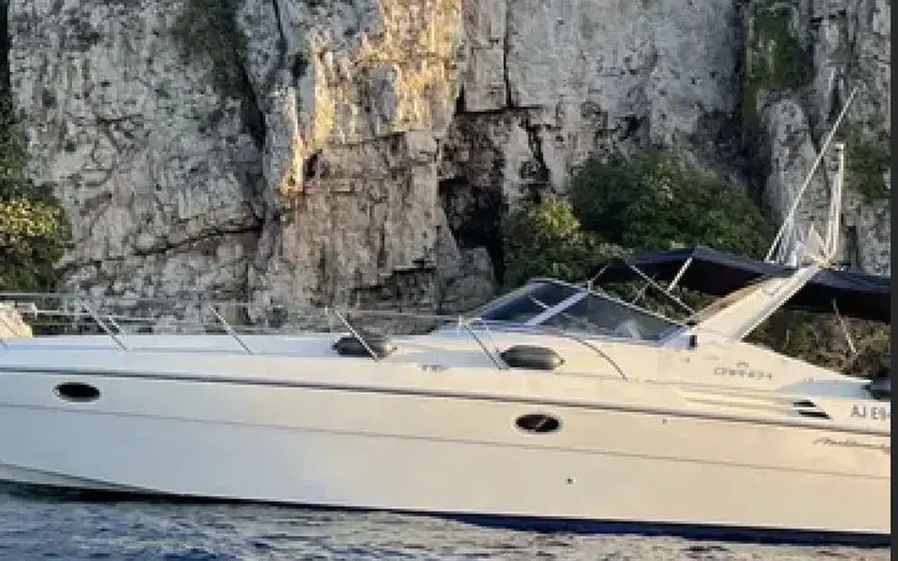 slider 1 Cranchi Mediterranee 40